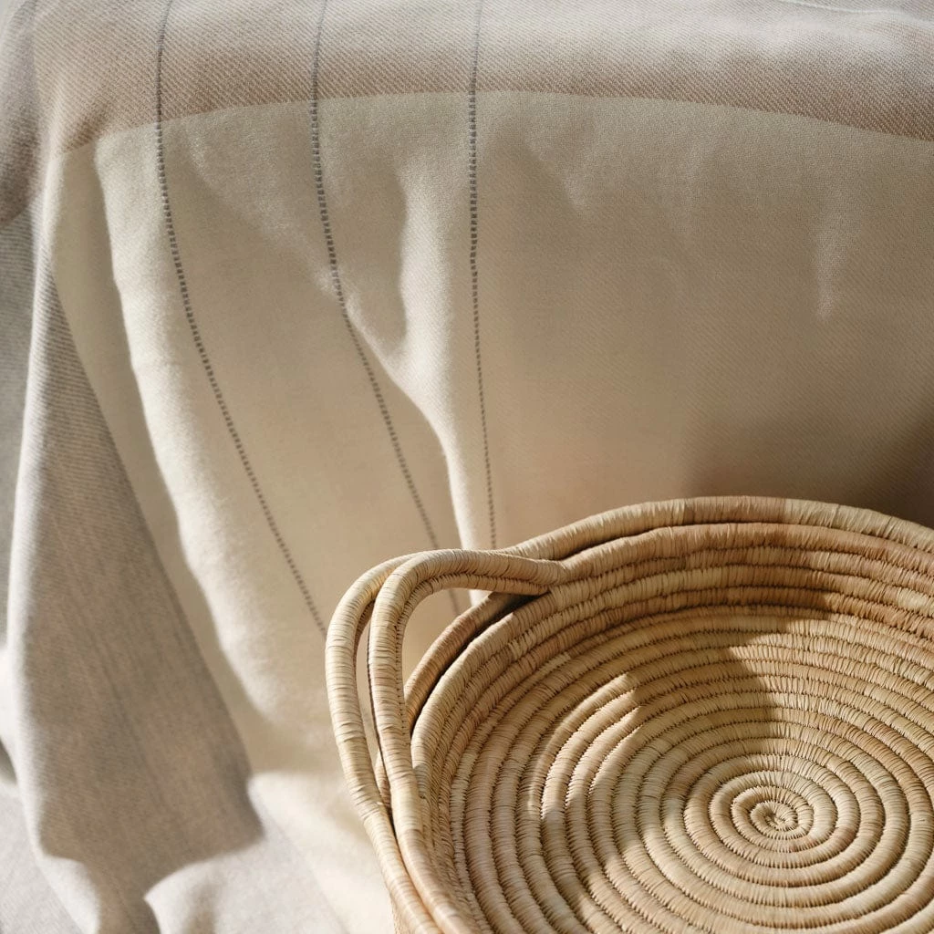 Aurora Bed Blanket 5 Aurora Bed Blanket - Image 3