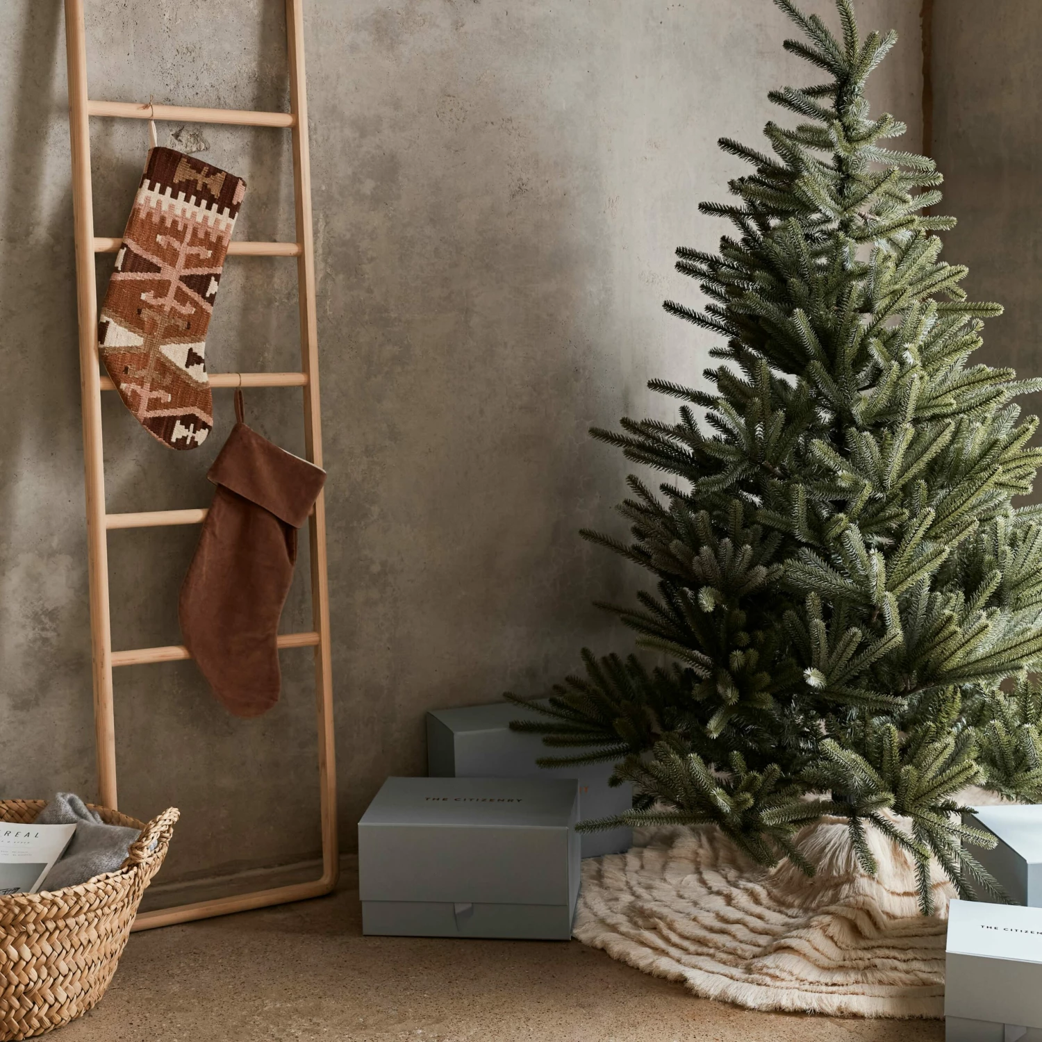 Azra Kilim Stocking 5 Azra Kilim Stocking - Image 3