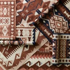 Harika Handwoven Kilim Accent Rug -US Home Sales 2024 Harika Kilim Accent Rug Rust 4