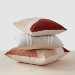 Las Artes Pillow -US Home Sales 2024 Las Artes Pillow 6
