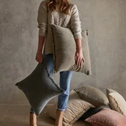 Naveta Velvet Pillow -US Home Sales 2024 Naveta Velvet PIllow Almond 8