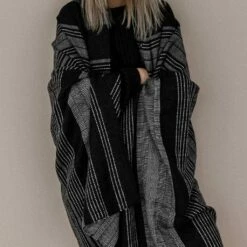 Nevado Alpaca Throw 13 Nevado Alpaca Throw -US Home Sales 2024 Nevado Throw 9 FIGTNY