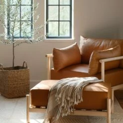 Santo Rectangular Ottoman 40 Santo Rectangular Ottoman -US Home Sales 2024 Santo Rectangular Leather Ottoman 13