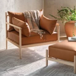 Santo Rectangular Ottoman 35 Santo Rectangular Ottoman -US Home Sales 2024 Santo Rectangular Leather Ottoman 7