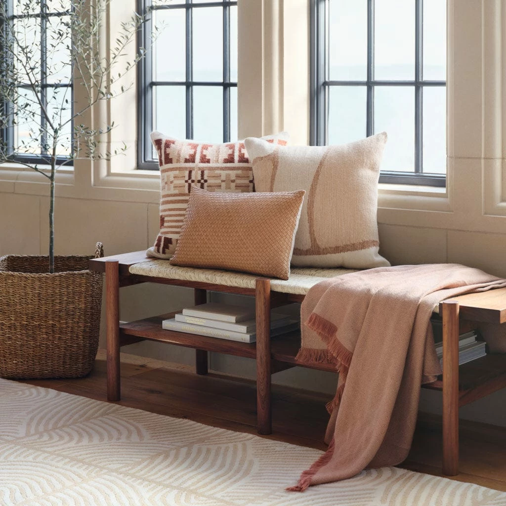 Sonrisa Pillow 4 Sonrisa Pillow - Image 2