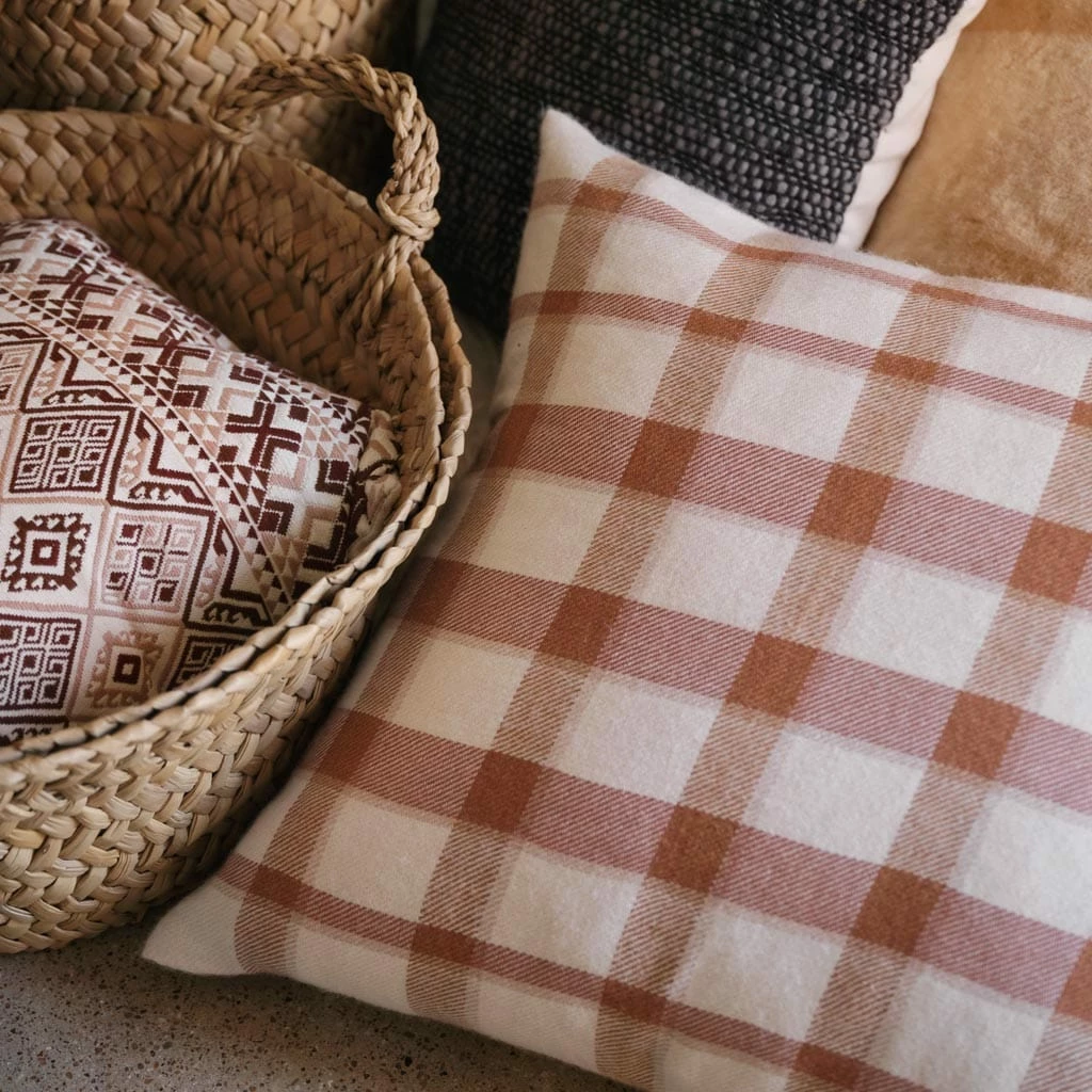 Totora Floor Basket 20 Totora Floor Basket - Image 18